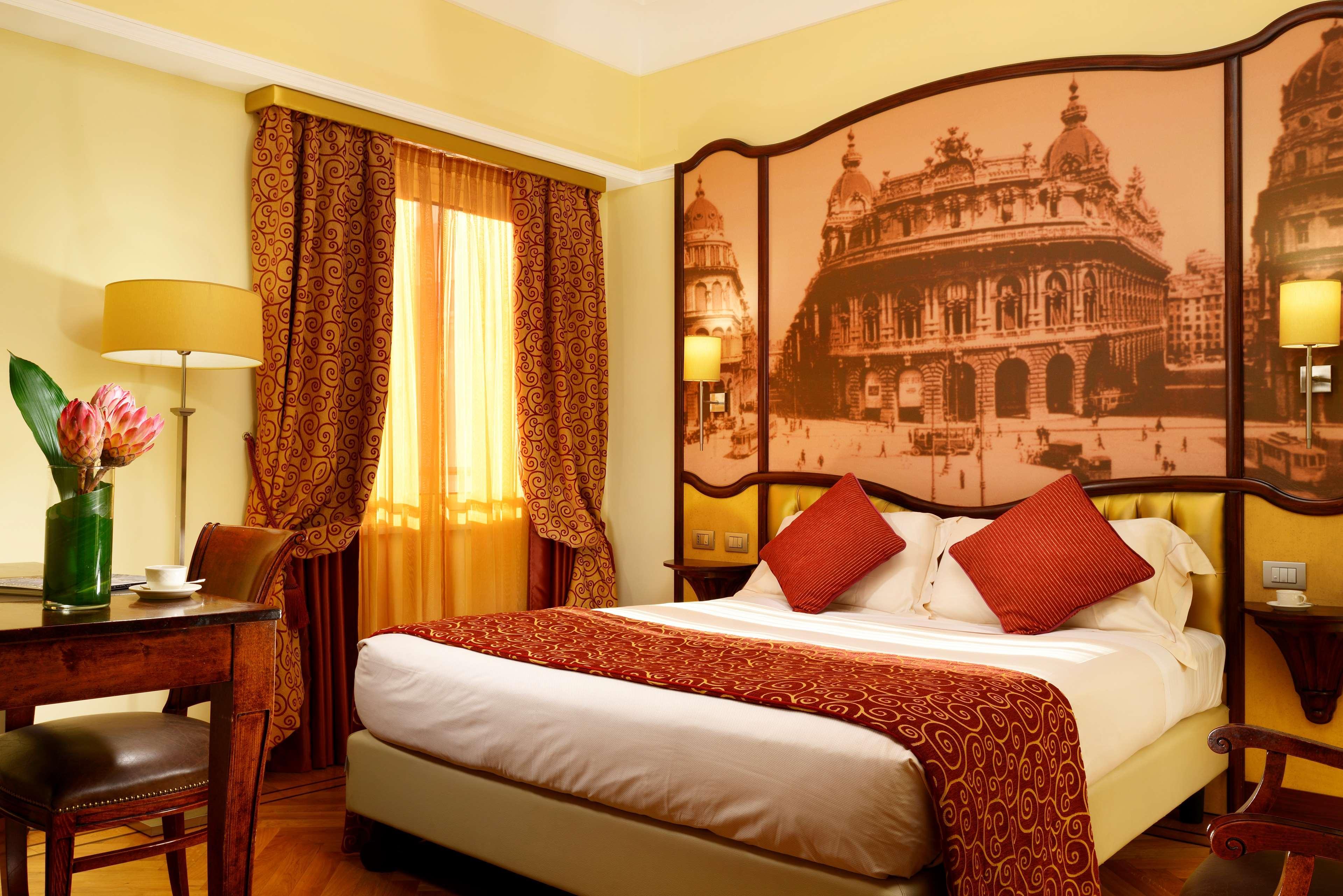 โรงแรมแกรนด์ซาโวเอีย เจนัว ภายนอก รูปภาพ A room at the hotel